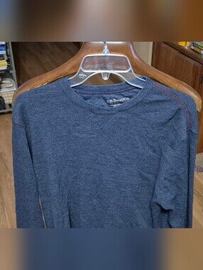 G.H. Bass & Co. Men's Long-Sleeve Crewneck Knit Shirt - Navy